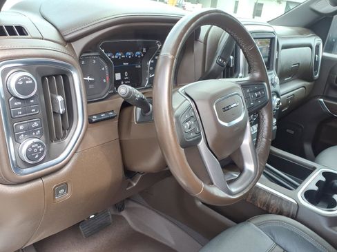 Used 2022 GMC Sierra 2500 Denali w/ Denali Ultimate Package AWD/4WD image 21