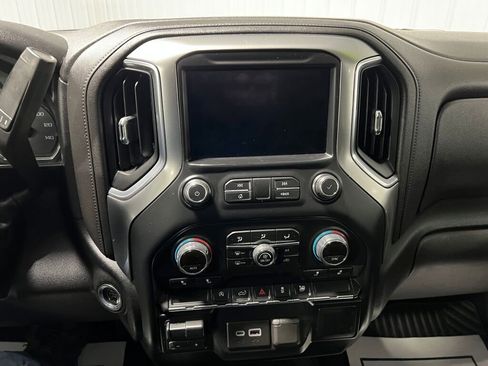 Used 2019 Chevrolet Silverado 1500 LT w/ All-Star Edition image 7