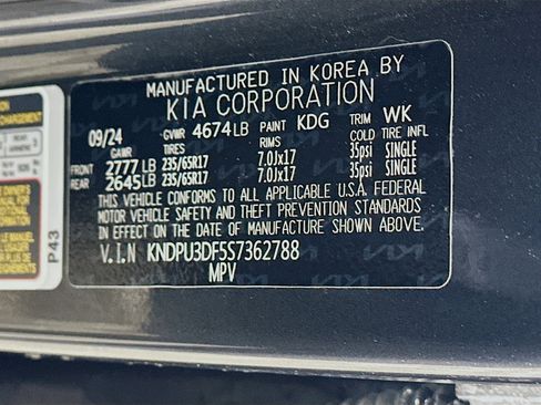 Used 2025 Kia Sportage LX image 12