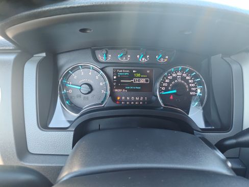 Used 2014 Ford F150 XLT w/ Equipment Group 302A Luxury AWD/4WD image 9