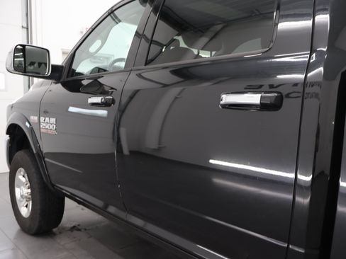 Used 2015 RAM 2500 Power Wagon Laramie AWD/4WD image 32