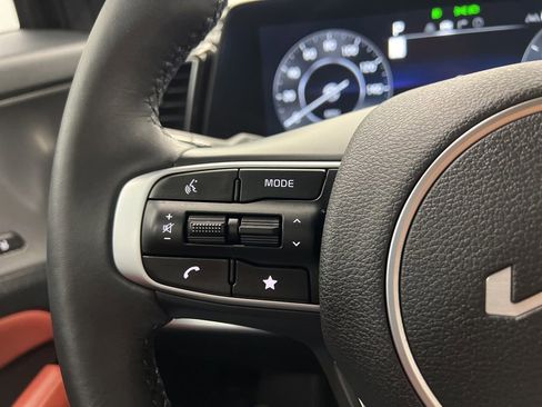 Used 2025 Kia Sportage SX FWD image 20