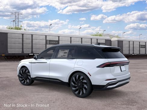 New 2026 Lincoln Nautilus Reserve AWD/4WD image 4