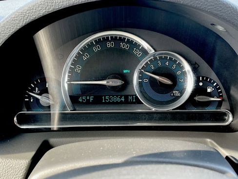 Used 2010 Chevrolet HHR LT image 22