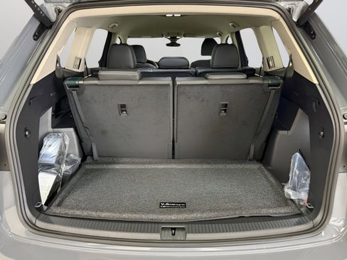 New 2026 Volkswagen Atlas SE image 9