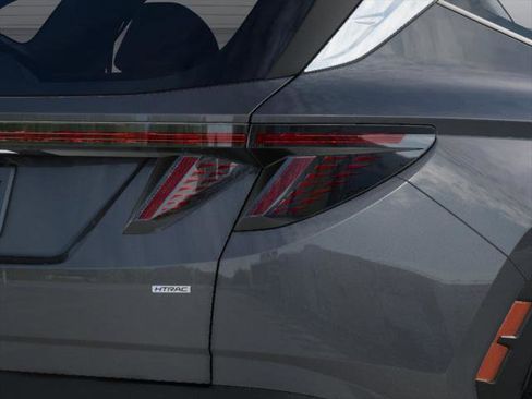 New 2025 Hyundai Tucson Limited image 10