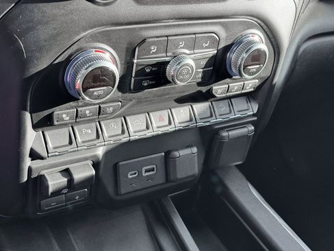 Used 2019 GMC Sierra 1500 AT4 image 21