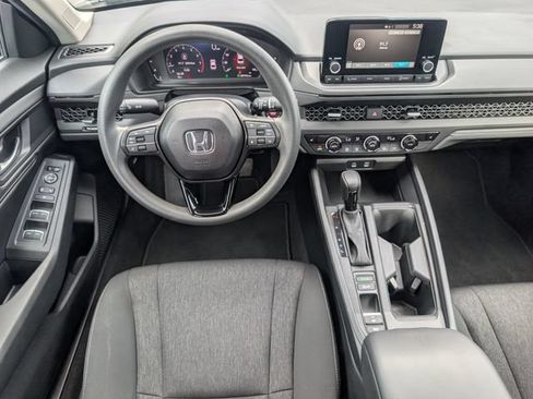 Used 2025 Honda Accord SE image 5