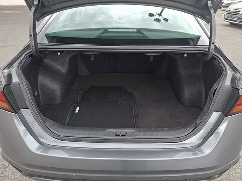 Used 2025 Nissan Altima 2.5 SV image 28
