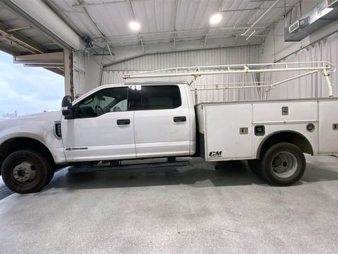 Used 2019 Ford F350 XLT image 25