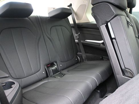 Used 2020 BMW X7 xDrive40i w/ Premium Package image 21