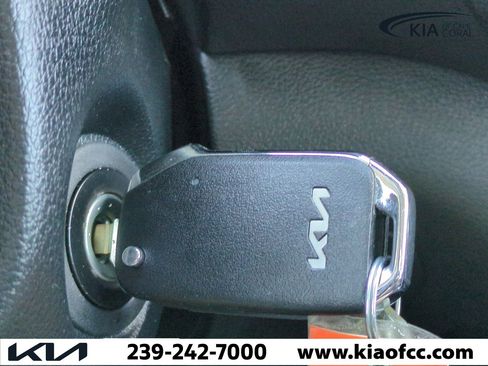 Certified 2022 Kia Soul LX w/ Technology Package image 26