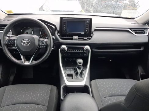 Used 2022 Toyota RAV4 XLE w/ Convenience Package AWD/4WD image 12