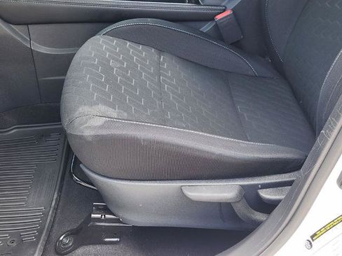 Certified 2024 Nissan Kicks SV FWD image 19