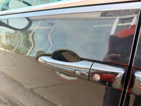 Used 2023 Chrysler Voyager LX FWD image 10