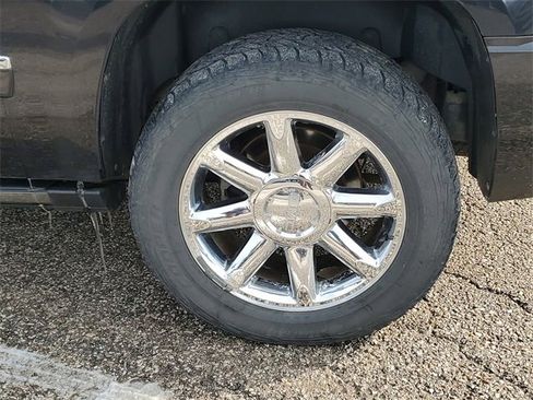 Used 2012 GMC Yukon Denali image 8