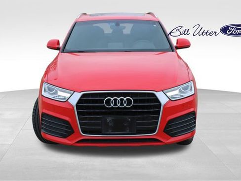 Used 2018 Audi Q3 2.0T Premium w/ Convenience Package image 2