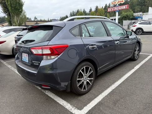 Used 2017 Subaru Impreza 2.0i Limited AWD/4WD image 3