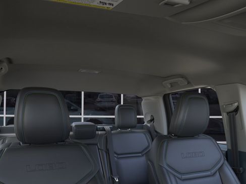 New 2026 Ford Maverick Lobo AWD/4WD image 12
