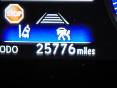 Used 2023 Lexus NX 350 AWD image 9