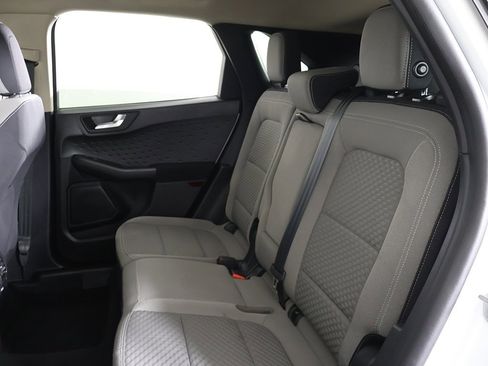 Used 2020 Ford Escape SE image 31