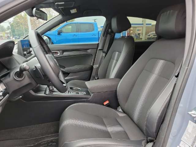 Used 2023 Honda Civic Sport image 24