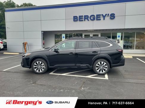 New 2025 Subaru Outback Limited image 2