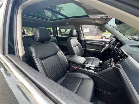 Used 2021 Volkswagen Atlas SEL R-Line AWD/4WD image 24