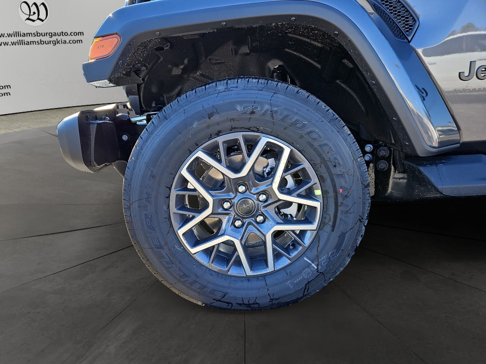 New 2026 Jeep Wrangler Unlimited Sahara AWD/4WD image 14