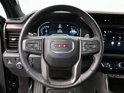 Used 2024 GMC Sierra 1500 AT4 w/ Technology Package image 17