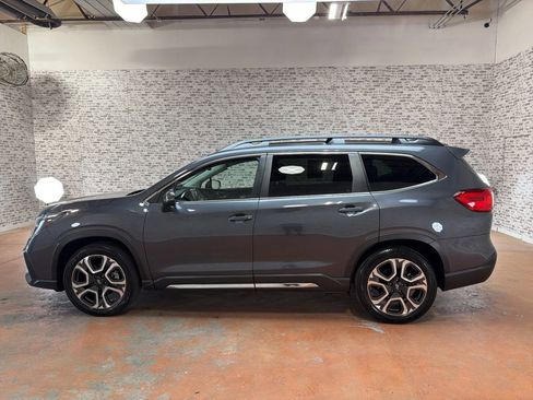 Used 2023 Subaru Ascent Limited AWD/4WD image 4