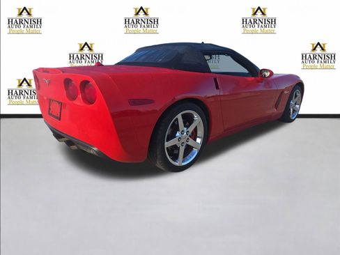 Used 2005 Chevrolet Corvette Convertible w/ Preferred Equipment Group image 6