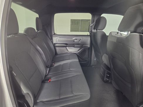Used 2021 RAM 1500 Big Horn RWD image 30