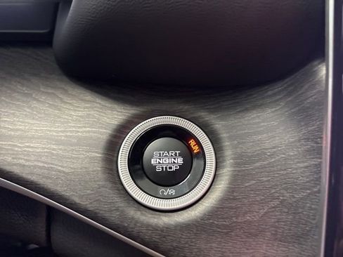 New 2025 Jeep Grand Cherokee L Limited image 49