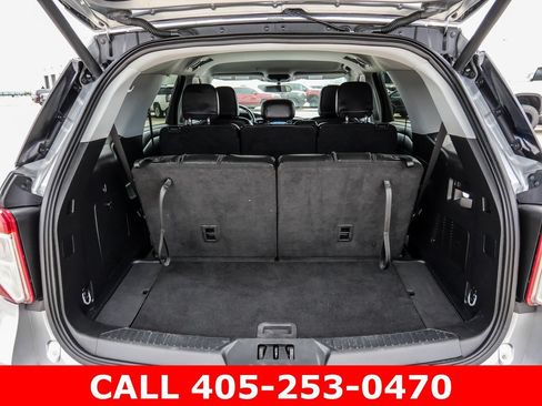 Used 2023 Ford Explorer XLT w/ Equipment Group 202A AWD/4WD image 67