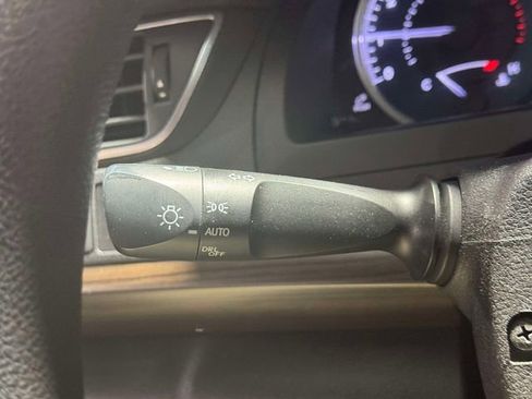 Used 2017 Toyota Camry XLE FWD image 28