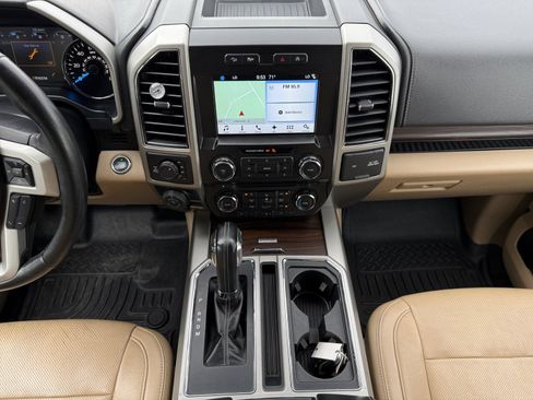 Used 2017 Ford F150 Lariat AWD/4WD image 15