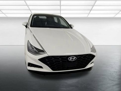 Used 2023 Hyundai Sonata Limited FWD image 2