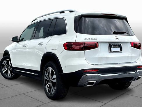 Used 2025 Mercedes-Benz GLB 250 image 12