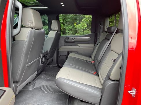 Used 2024 Chevrolet Silverado 1500 ZR2 w/ ZR2 Bison Edition AWD/4WD image 36