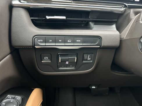 Used 2023 Cadillac Escalade Sport image 28