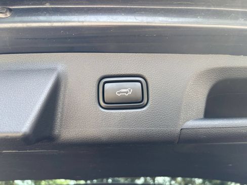 Used 2024 Hyundai Palisade SEL FWD image 24