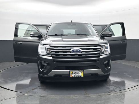 Used 2020 Ford Expedition XLT w/ Equipment Group 202A AWD/4WD image 32