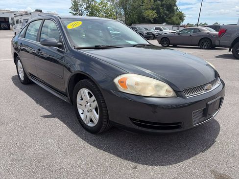 Used 2013 Chevrolet Impala LT w/ LT Sunroof Package FWD image 9