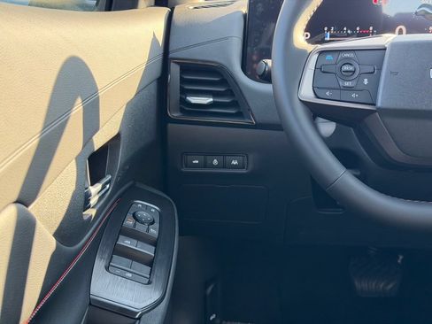 New 2026 Nissan Sentra SR w/ SR Premium Package FWD image 24