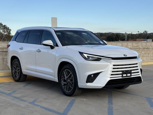 New 2026 Lexus TX 350 TX 350 Premium image 2