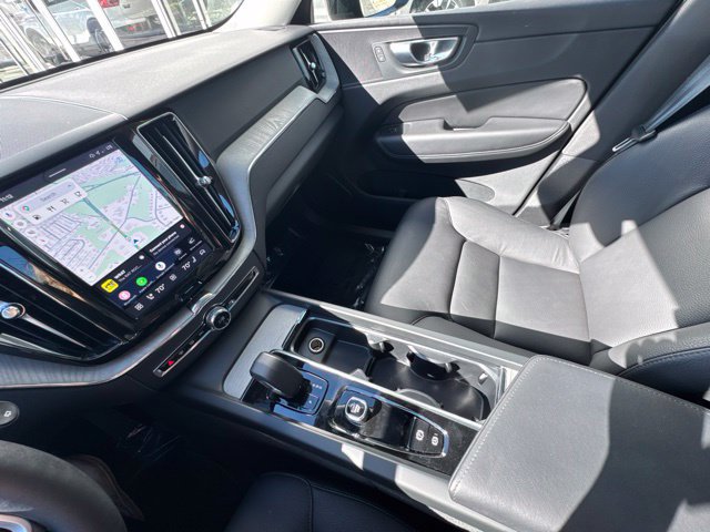 Certified 2025 Volvo XC60 B5 Plus AWD/4WD image 22