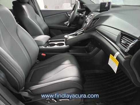 New 2026 Acura RDX SH-AWD image 17
