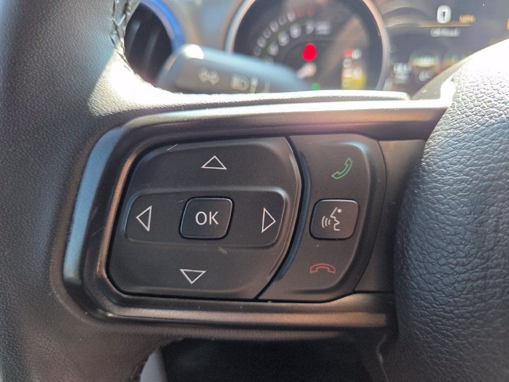 Used 2023 Jeep Wrangler Unlimited AWD/4WD image 13