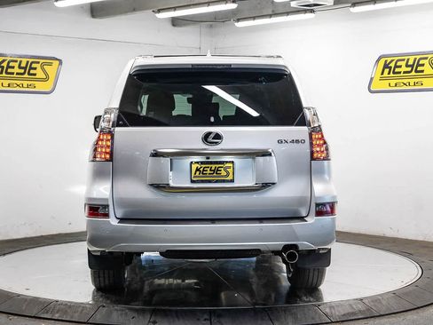 Used 2023 Lexus GX 460 Premium w/ Premium Package AWD/4WD image 3